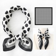 JESMARY - Xu hướng thời trang kết hợp cùng khăn bandana